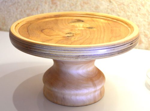 Деревянная тортовница